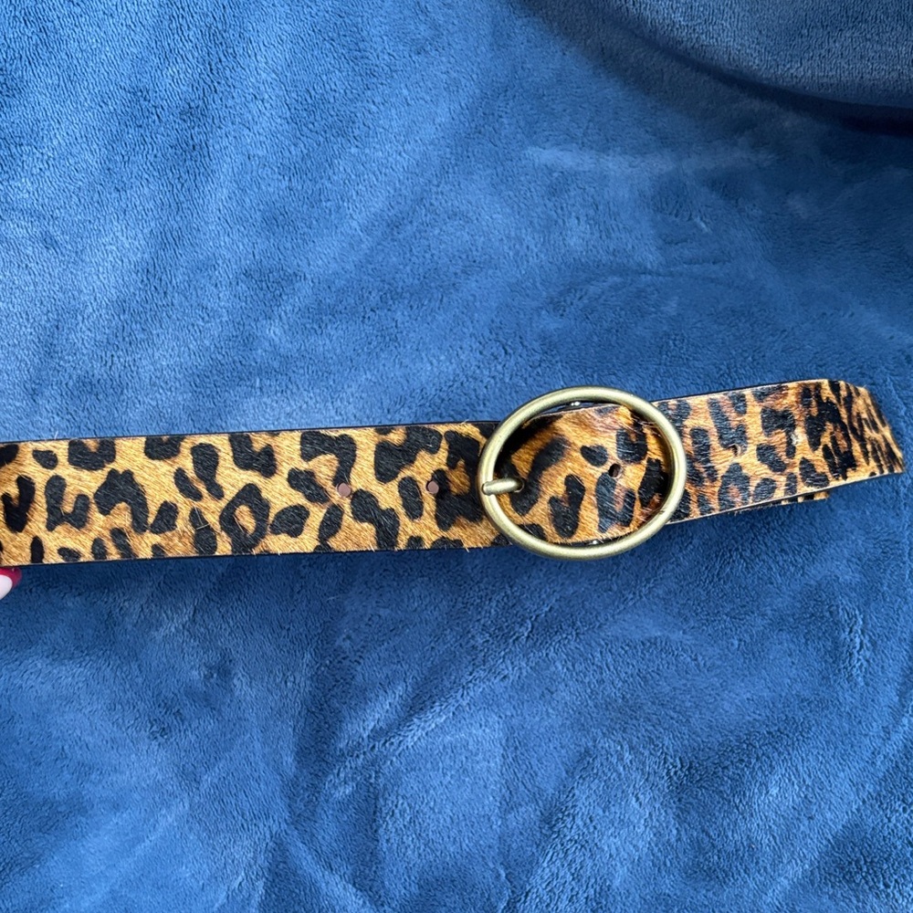American Eagle Outfitters Leopard Print Belt with Gold Tone Round Buckle